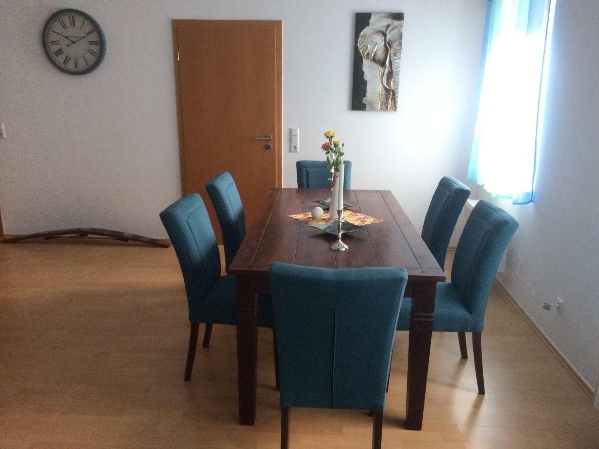 Schmitz * Serrig